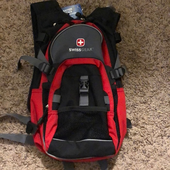 swiss gear hydration backpack